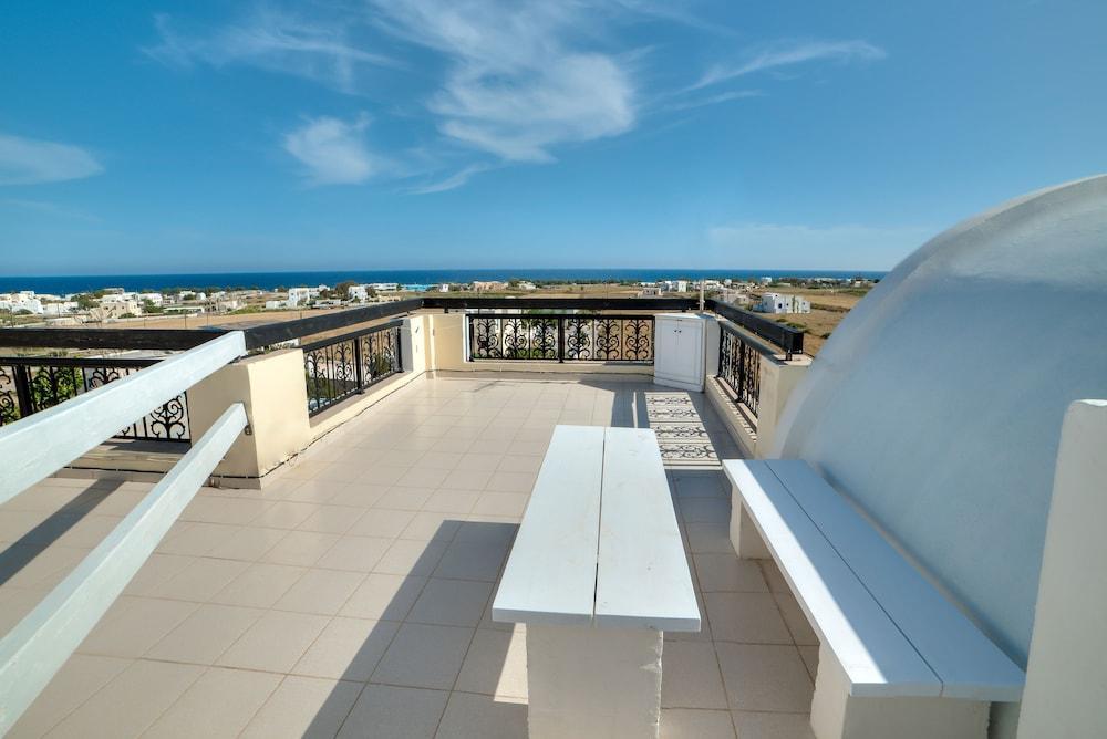 Pantheon Hotel Agios Georgios  Экстерьер фото