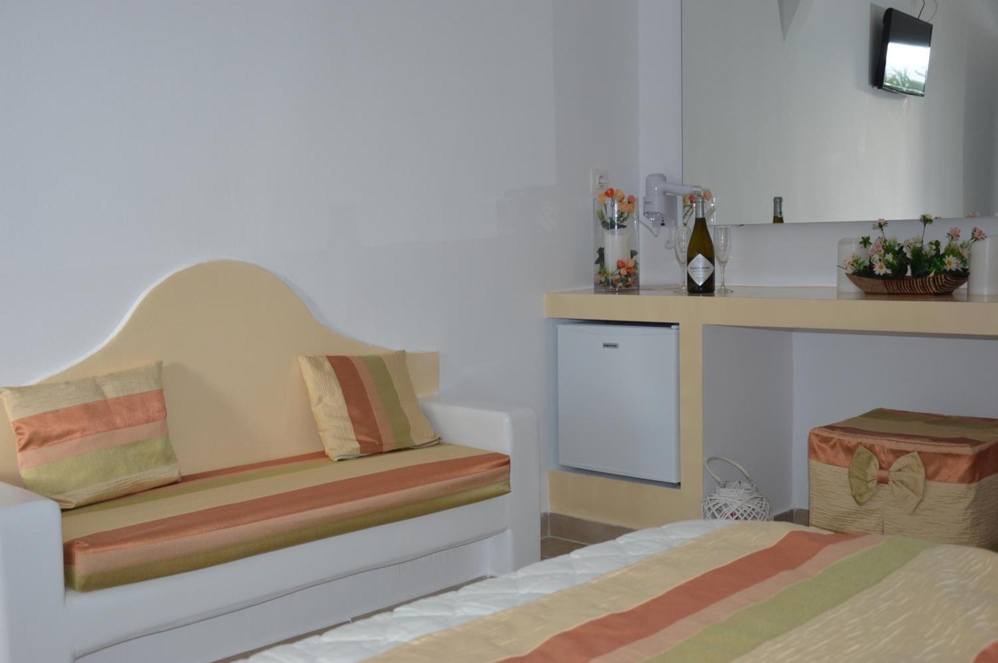 Pantheon Hotel Agios Georgios  Экстерьер фото