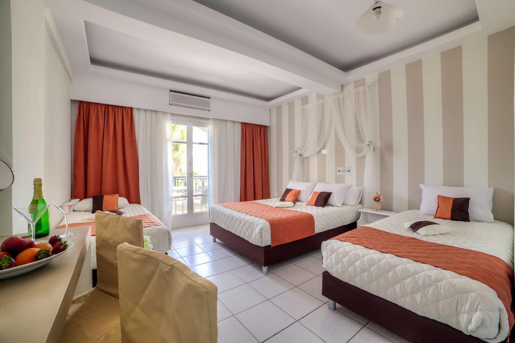 Pantheon Hotel Agios Georgios  Экстерьер фото