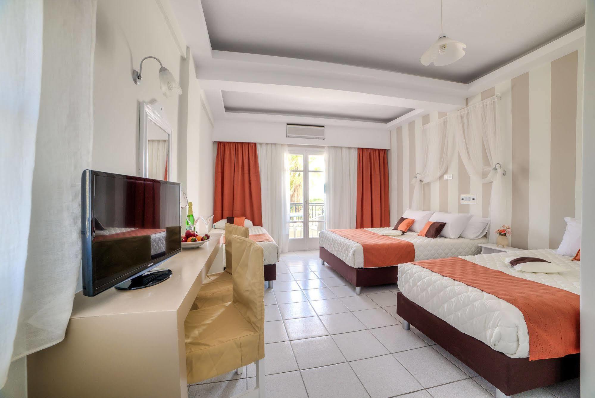 Pantheon Hotel Agios Georgios  Экстерьер фото